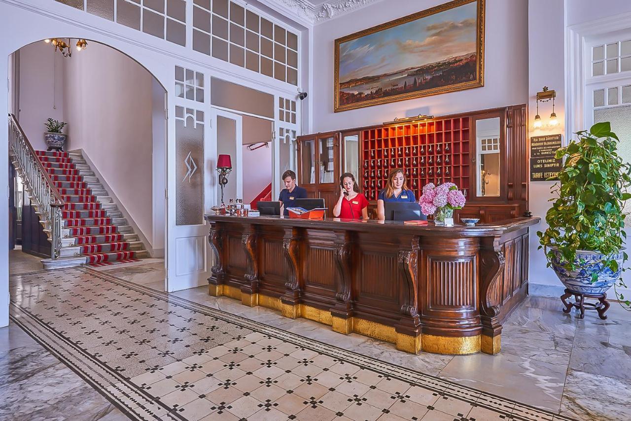Splendid Palace Prinseneilanden Buitenkant foto